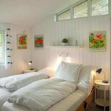 Nis - 900m From The Sea By Interhome بيت للعطل