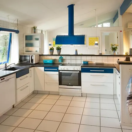 بيت للعطل Nis - 900m From The Sea By Interhome *